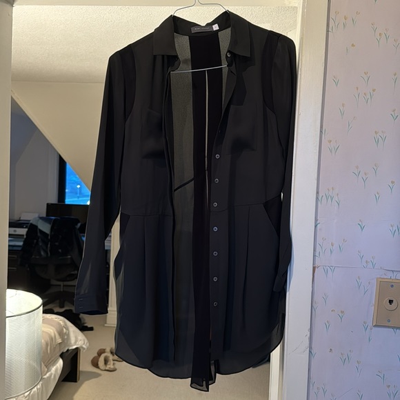 Mint Velvet Tuxedo shirt. Green with black details - Picture 3 of 6